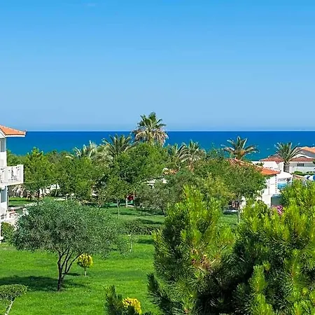 מלון Kalamaki Hotel, Island 3*